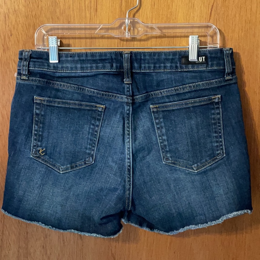 ⭐️SALE⭐️ KUT from the Kloth “Gidget” Shorts - Picture 4 of 4